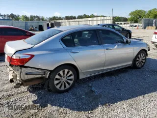 2013 Honda Accord Sdn EX-L with VIN 1HGCR2F86DA116154, listed as a Copart auction lot 52411135 with 251,395 mi miles and Salvage Title. Bid and sale history available at carsss.com. Image 3.