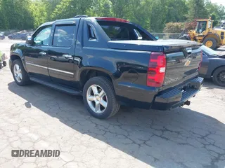 2012 Chevrolet Avalanche LTZ z VIN 3GNTKGE73CG110781, wystawiony jako IAAI lot #42557794 z przebiegiem 146 575 mil mil oraz . Historia ofert i sprzedaży dostępna na DreamBid. Obrazek 3.