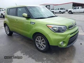 2017 Kia Soul + with VIN KNDJP3A53H7879377, listed as a IAAI auction lot 41885907 with 166,806 mi miles. Bid and sale history available at carsss.com. Image 1.