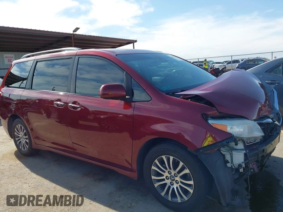 2018 Toyota Sienna XLE Auto Access Seat z VIN 5TDYZ3DC1JS909295, wystawiony jako IAAI lot #42482553 z przebiegiem 132 420 mil mil oraz . Historia ofert i sprzedaży dostępna na DreamBid. Obrazek 13.