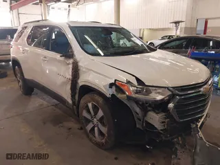 2019 Chevrolet Traverse LT Leather with VIN 1GNEVHKWXKJ147566, listed as a IAAI auction lot 40885257 with 116,690 mi miles. Bid and sale history available at carsss.com. Image 6.