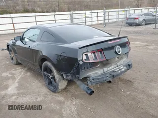 2014 Ford Mustang GT с VIN 1ZVBP8CF3E5283990, выставлен на аукционе IAAI как лот 41932636 с пробегом 94 315 миль миль и . История ставок и продаж доступна на DreamBid. Изображение 3.