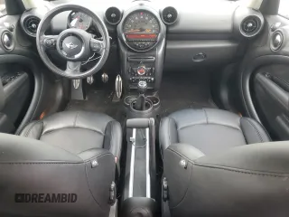 2016 MINI Countryman S с VIN WMWZC5C56GWT39725, выставлен на аукционе Copart как лот 64248495 с пробегом 51 407 миль миль и Списание • Salvage title. История ставок и продаж доступна на DreamBid. Изображение 8.