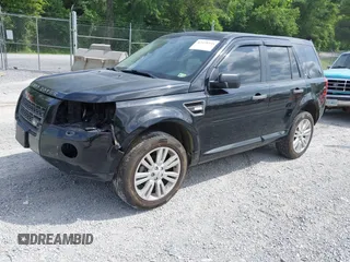 2009 Land Rover LR2 HSE z VIN SALFT24NX9H114856, wystawiony jako IAAI lot #42479735 z przebiegiem 178 587 mil mil oraz . Historia ofert i sprzedaży dostępna na DreamBid. Obrazek 17.