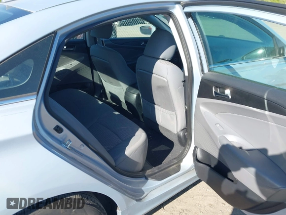 2013 Hyundai Sonata GLS with VIN 5NPEB4ACXDH509425, listed as a IAAI auction lot 42052986 with 143,712 mi miles and . Bid and sale history available at carsss.com. Image 8.