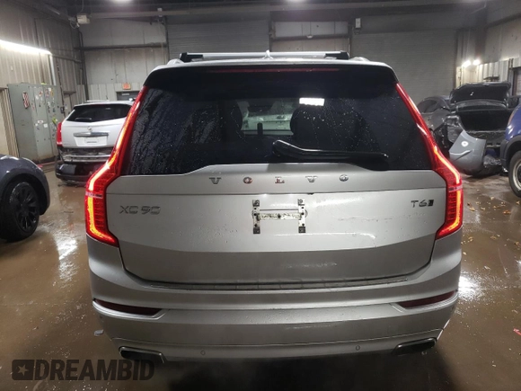2021 Volvo XC90 Momentum with VIN YV4A221K8M1715566, listed as a Copart auction lot 44802555 with 42,513 mi miles and Salvage Title. Bid and sale history available at carsss.com. Image 6.