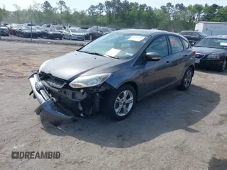2013 Ford Focus SE with VIN 1FADP3K20DL193712, listed as a IAAI auction lot 42112183 with 113,500 mi miles. Bid and sale history available at carsss.com. Image 2.