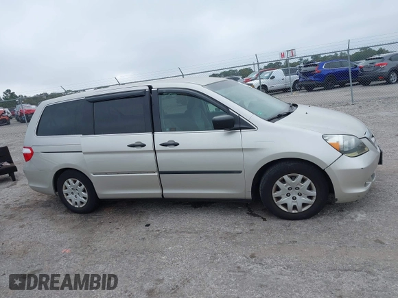 2006 Honda Odyssey LX with VIN 5FNRL38206B129663, listed as a IAAI auction lot 40978284 with 290,666 mi miles. Bid and sale history available at carsss.com. Image 13.