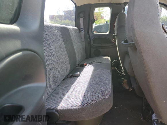 2001 Dodge 2500 with VIN 1B7KF23W21J565543, listed as a Copart auction lot 54488005 with 85,952 mi miles and Salvage Title. Bid and sale history available at carsss.com. Image 10.