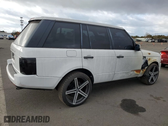 2011 Land Rover Range Rover HSE with VIN SALME1D42BA356848, listed as a Copart auction lot 59498275 with 110,260 mi miles and Non repairable. Bid and sale history available at DreamBid. Image 3.