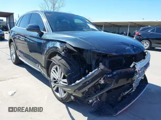 2018 Audi Q5 Premium Plus with VIN WA1BNAFY8J2107696, listed as a IAAI auction lot 41765883 with 75,363 mi miles. Bid and sale history available at carsss.com. Image 6.