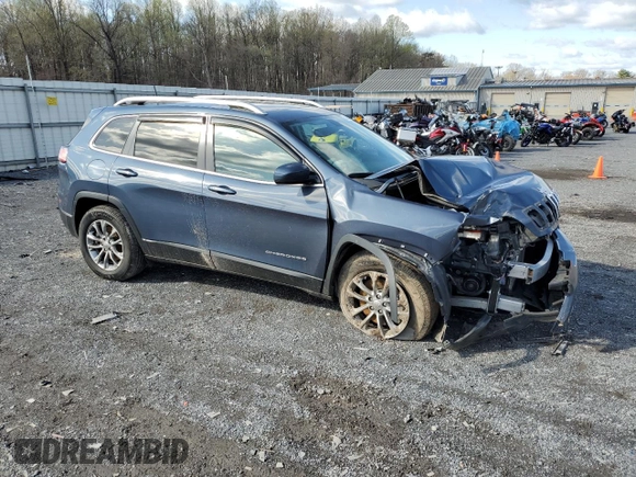 2020 Jeep Cherokee Latitude Plus with VIN 1C4PJMLB3LD551455, listed as a Copart auction lot 52232135 with 111,061 mi miles and Salvage Title. Bid and sale history available at carsss.com. Image 4.