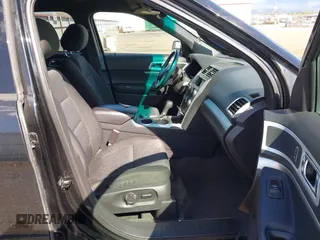2013 Ford Explorer XLT with VIN 1FM5K8D82DGC91818, listed as a IAAI auction lot 42207489 with 242,496 mi miles and . Bid and sale history available at carsss.com. Image 5.