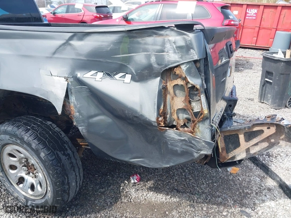 2011 Chevrolet Silverado 1500 Work Truck with VIN 1GCNKPE05BZ315389, listed as a IAAI auction lot 41781950 with 84,403 mi miles. Bid and sale history available at carsss.com. Image 18.
