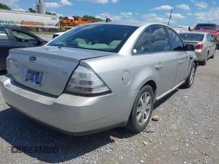 2008 Ford Taurus SEL z VIN 1FAHP24W28G186822, wystawiony jako IAAI lot #42173076 z przebiegiem 243 849 mil mil oraz . Historia ofert i sprzedaży dostępna na DreamBid. Obrazek 4.