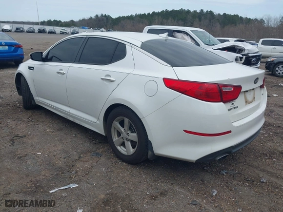 2015 Kia Optima LX with VIN KNAGM4A75F5632779, listed as a IAAI auction lot 41701231 with 174,458 mi miles. Bid and sale history available at carsss.com. Image 3.
