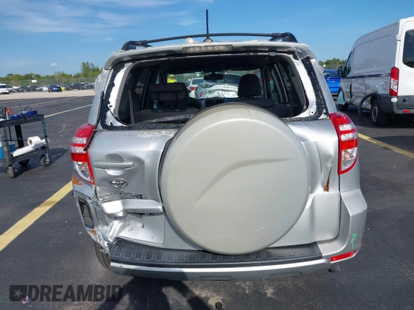 2010 Toyota RAV4 с VIN JTMKF4DV2A5028343, выставлен на аукционе IAAI как лот 42700055 с пробегом 146 553 миль миль и . История ставок и продаж доступна на DreamBid. Изображение 16.