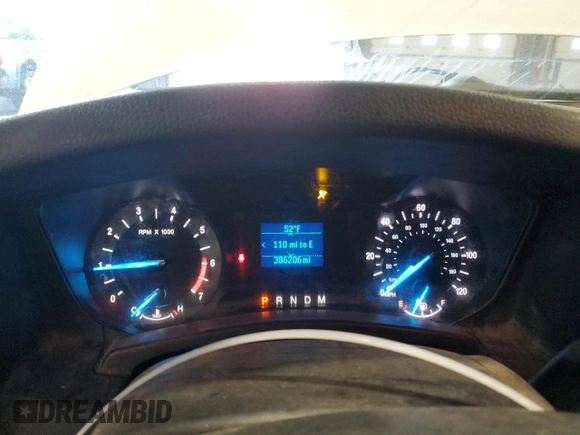 2015 Ford Expedition Max XL with VIN 1FMJK1GT2FEF30689, listed as a Copart auction lot 53673705 with 386,206 mi miles and Salvage title. Bid and sale history available at DreamBid. Image 9.
