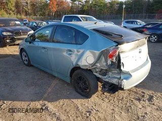 2015 Toyota Prius Four with VIN JTDKN3DU2F1891825, listed as a IAAI auction lot 40701779 with 195,490 mi miles and . Bid and sale history available at DreamBid. Image 3.