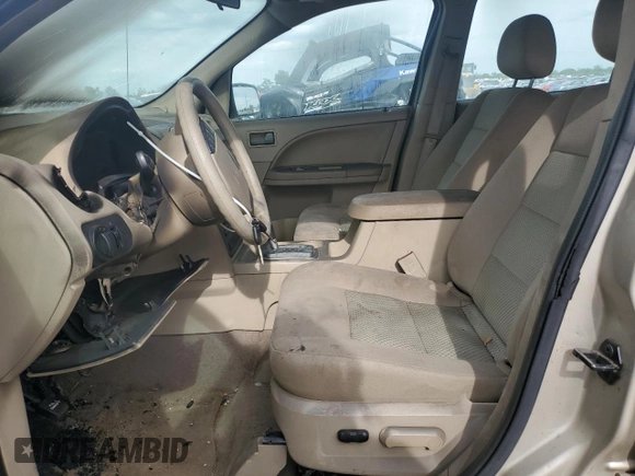 2006 Ford Freestyle SE z VIN 1FMZK01196GA26682, wystawiony jako Copart lot #54247755 z przebiegiem Nie podano mil oraz Szkody całkowita. Historia ofert i sprzedaży dostępna na DreamBid. Obrazek 7.