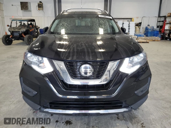 2019 Nissan Rogue SV with VIN KNMAT2MT8KP524437, listed as a Copart auction lot 50611085 with 83,262 mi miles and Clean Title. Bid and sale history available at DreamBid. Image 5.