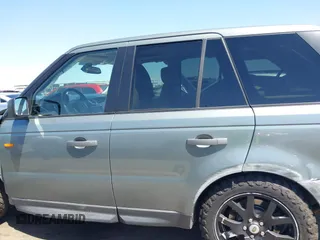 2007 Land Rover Range Rover Sport HSE z VIN SALSK25487A994145, wystawiony jako IAAI lot #41987911 z przebiegiem 217 595 mil mil oraz . Historia ofert i sprzedaży dostępna na DreamBid. Obrazek 15.