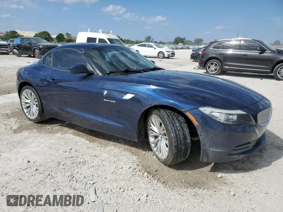2009 BMW Z4 sDrive35i with VIN WBALM73549E164950, listed as a Copart auction lot 51116685 with 68,801 mi miles and Salvage title. Bid and sale history available at DreamBid. Image 4.