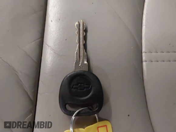 2015 Chevrolet Traverse LT with VIN 1GNKVHKD4FJ305990, listed as a IAAI auction lot 41441938 with 203,877 mi miles and . Bid and sale history available at DreamBid. Image 11.