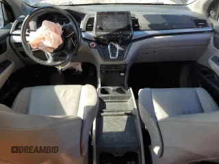 2019 Honda Odyssey EX-L with VIN 5FNRL6H70KB025729, listed as a Copart auction lot 46331235 with 123,682 mi miles and Salvage Title. Bid and sale history available at carsss.com. Image 8.