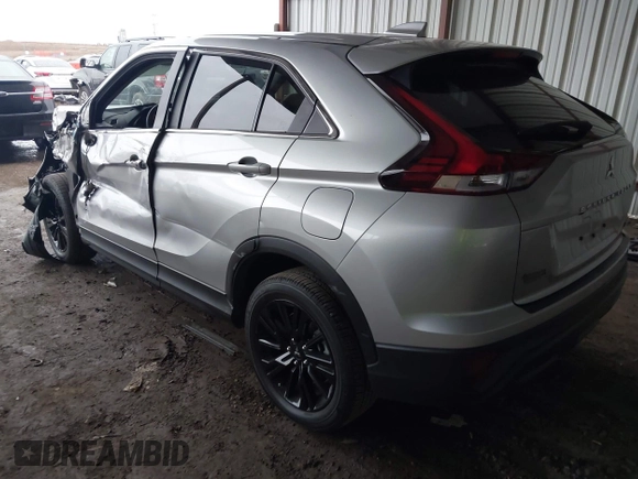 2024 Mitsubishi Eclipse Cross LE z VIN JA4ATVAA0RZ073419, wystawiony jako IAAI lot #42171208 z przebiegiem 5 606 mil mil oraz . Historia ofert i sprzedaży dostępna na DreamBid. Obrazek 3.