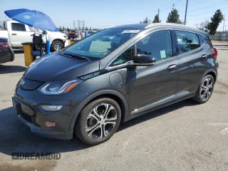 2020 Chevrolet Bolt EV Premier z VIN 1G1FZ6S02L4106293, wystawiony jako Copart lot #58087115 z przebiegiem 83 688 mil mil oraz Szkoda całkowita • Salvage title. Historia ofert i sprzedaży dostępna na DreamBid. Obrazek 1.
