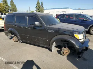 2008 Dodge Nitro R/T z VIN 1D8GT58608W117230, wystawiony jako Copart lot #78043414 z przebiegiem 172 066 mil mil oraz Szkoda całkowita • Salvage title. Historia ofert i sprzedaży dostępna na DreamBid. Obrazek 4.