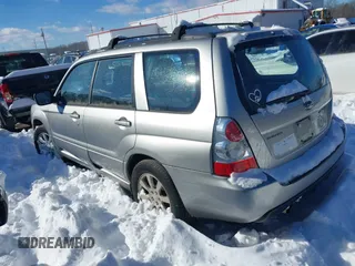 2007 Subaru Forester X w/Premium Pkg with VIN JF1SG65687H732558, listed as a IAAI auction lot 41241527 with 178,967 mi miles. Bid and sale history available at carsss.com. Image 3.