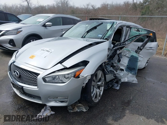 2018 Infiniti Q70 Luxe с VIN JN1BY1PPXJM330669, выставлен на аукционе IAAI как лот 41627984 с пробегом Не указан миль и . История ставок и продаж доступна на DreamBid. Изображение 16.