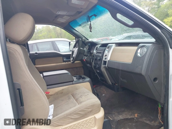 2013 Ford F-150 XL with VIN 1FTFX1EF0DFA84252, listed as a IAAI auction lot 42186869 with 206,644 mi miles and . Bid and sale history available at carsss.com. Image 5.