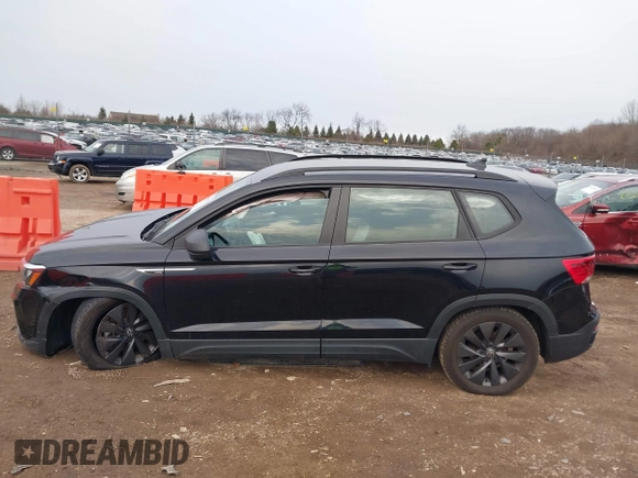 2023 Volkswagen Taos S z VIN 3VVCX7B20PM365688, wystawiony jako IAAI lot #41237975 z przebiegiem 15 401 mil mil oraz . Historia ofert i sprzedaży dostępna na DreamBid. Obrazek 14.
