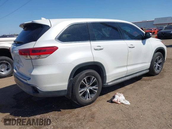 2018 Toyota Highlander LE z VIN 5TDZZRFH9JS288436, wystawiony jako IAAI lot #41990854 z przebiegiem 151 651 mil mil oraz . Historia ofert i sprzedaży dostępna na DreamBid. Obrazek 4.