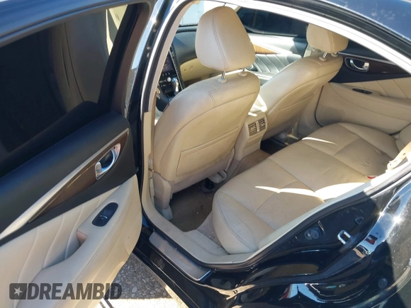 2015 Infiniti Q50 with VIN JN1BV7AP6FM335668, listed as a IAAI auction lot 42201480 with 234,970 mi miles and . Bid and sale history available at DreamBid. Image 14.
