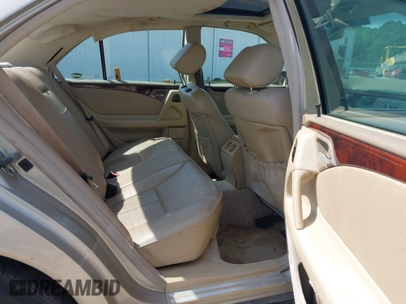 1999 Mercedes-Benz E 320 with VIN WDBJF65H9XA899139, listed as a IAAI auction lot 42154260 with Not Provided miles and . Bid and sale history available at DreamBid. Image 8.