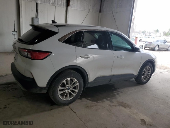 2022 Ford Escape SE with VIN 1FMCU0G62NUA68243, listed as a Copart auction lot 49269275 with 101,706 mi miles and Clean Title. Bid and sale history available at carsss.com. Image 3.