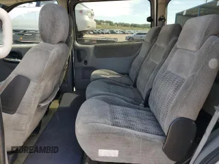 2000 Chevrolet Venture LT 1SD z VIN 1GNDX03E3YD337987, wystawiony jako Copart lot #71485544 z przebiegiem 223 183 mil mil oraz Szkody całkowita. Historia ofert i sprzedaży dostępna na DreamBid. Obrazek 11.