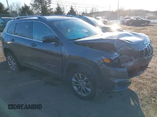 2019 Jeep Cherokee Altitude with VIN 1C4PJMLN0KD213357, listed as a IAAI auction lot 41320886 with 136,506 mi miles. Bid and sale history available at carsss.com. Image 1.