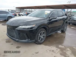 2024 Lexus RX 350 z VIN 2T2BAMBA4RC026361, wystawiony jako IAAI lot #41364276 z przebiegiem 15 528 mil mil oraz . Historia ofert i sprzedaży dostępna na DreamBid. Obrazek 19.