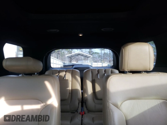 2017 Ford Explorer XLT с VIN 1FM5K7D88HGE32570, выставлен на аукционе Copart как лот 43013085 с пробегом 85 687 миль миль и Списание • Salvage title. История ставок и продаж доступна на DreamBid. Изображение 10.