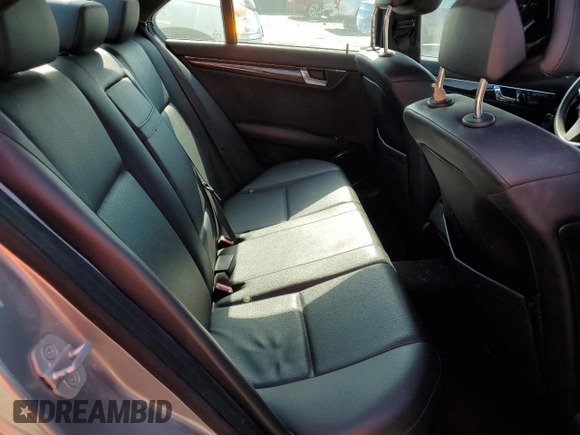 2009 Mercedes-Benz C 300 Sport with VIN WDDGF81X59F208155, listed as a Copart auction lot 62695685 with 92,940 mi miles and Clean title. Bid and sale history available at DreamBid. Image 10.