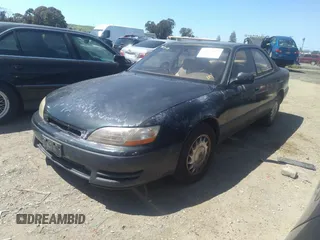 1995 Lexus ES 300 with VIN JT8GK13T2S0115625, listed as a IAAI auction lot 38286680 with 194,450 mi miles and . Bid and sale history available at DreamBid. Image 2.