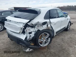 2024 Porsche Macan with VIN WP1AA2A55RLB20040, listed as a IAAI auction lot 41739587 with 8,916 mi miles and . Bid and sale history available at DreamBid. Image 4.