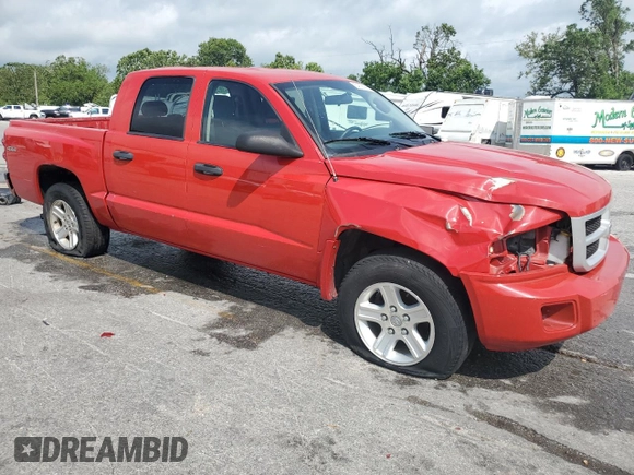 2010 Dodge Dakota Bighorn/Lonestar z VIN 1D7CW3GK9AS228269, wystawiony jako Copart lot #54786095 z przebiegiem 175 749 mil mil oraz Szkoda całkowita • Salvage title. Historia ofert i sprzedaży dostępna na DreamBid. Obrazek 4.