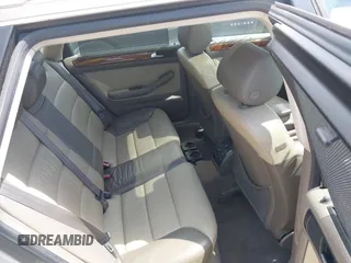 2004 Audi allroad A6 V8 with VIN WA1YD64B94N091052, listed as a IAAI auction lot 42069786 with 214,042 mi miles and . Bid and sale history available at DreamBid. Image 8.