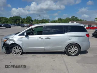 2018 Kia Sedona EX with VIN KNDMC5C12J6345930, listed as a IAAI auction lot 42008064 with 214,465 mi miles and . Bid and sale history available at carsss.com. Image 13.